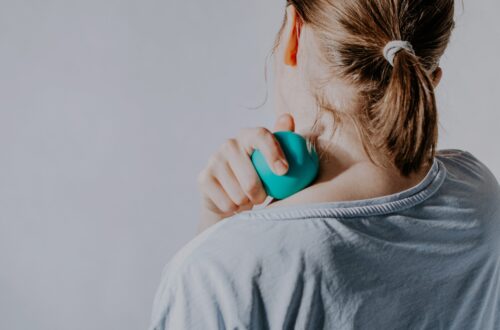 Dlaczego napięcie w ciele wpływa na to, jak wyglądamy i jak się czujemy?